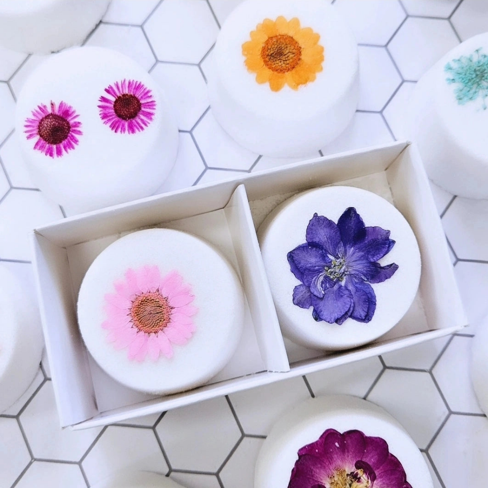 Pressed flower shower steamer gift box