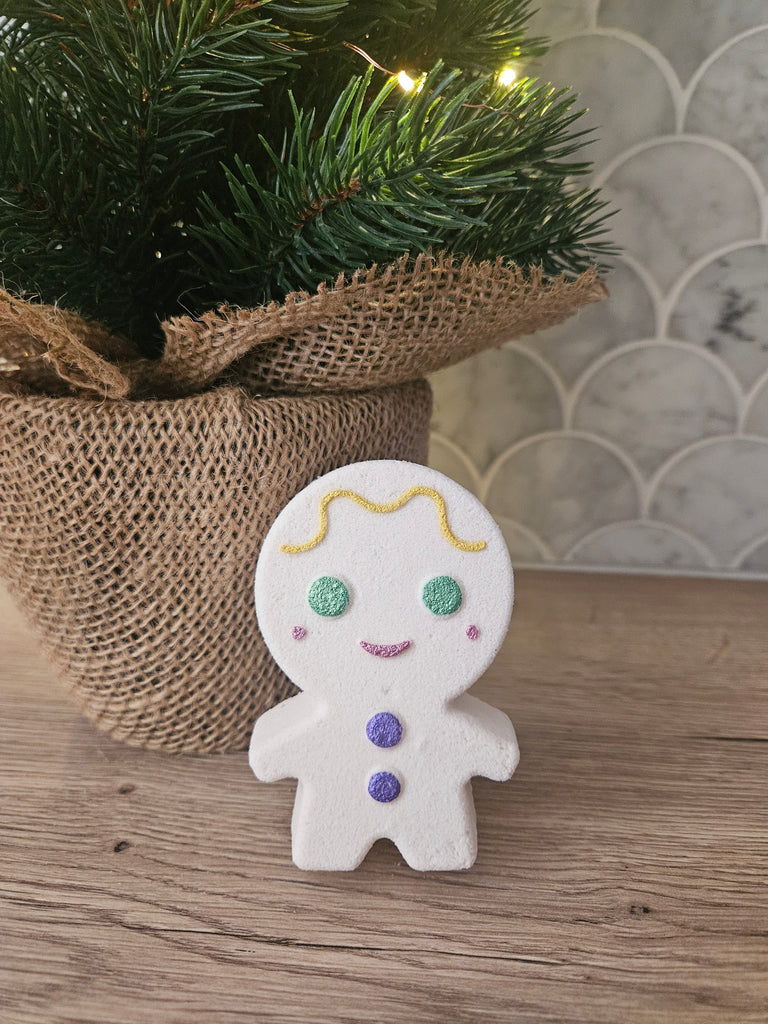 Gingy bath bomb