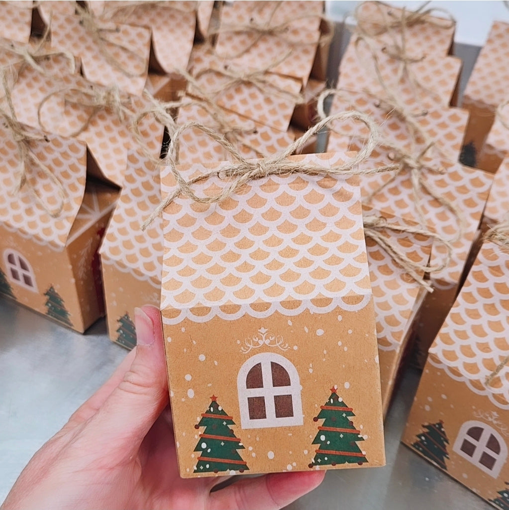 Gingerbread house gift box